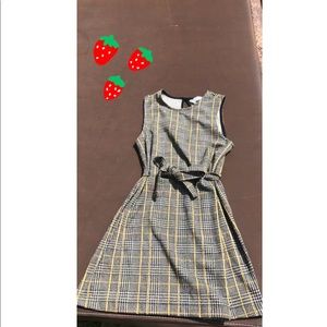 ❂ Vintage Style Tie-Waist Patterned Dress